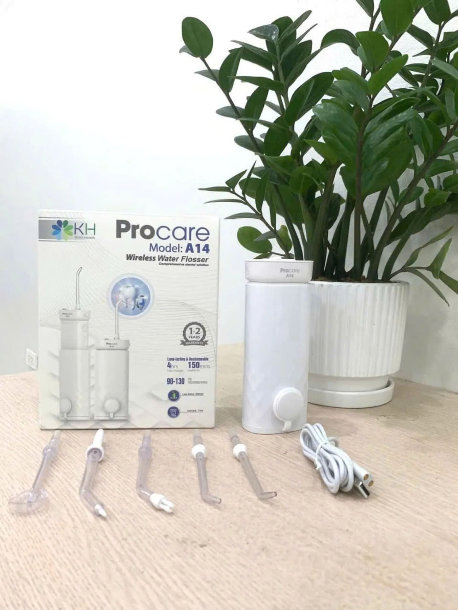 máy tăm nước procare A14